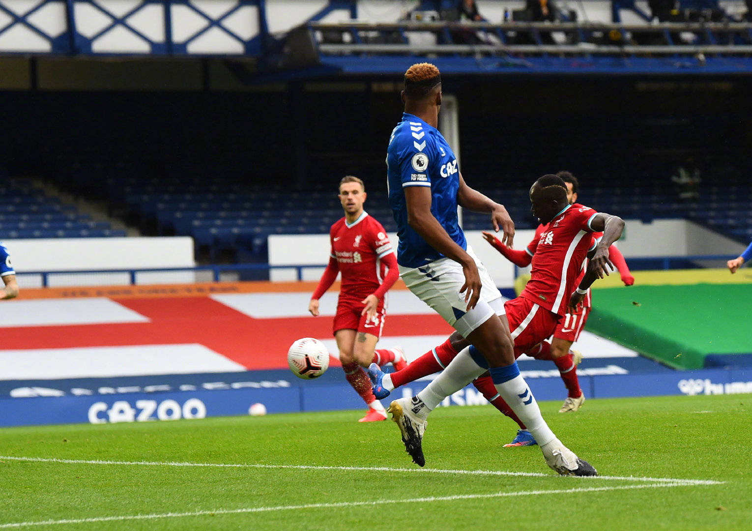 考察他在高 考察他在高