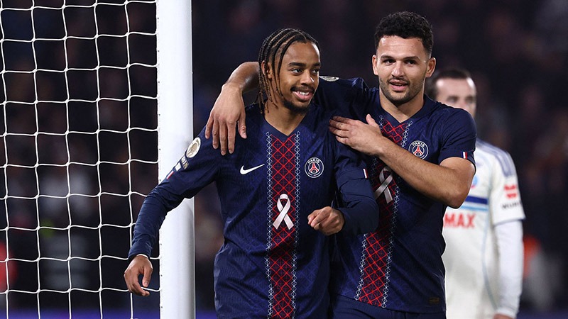 [图]丁俊晖力克徐思 晋级斯诺克英锦赛16强